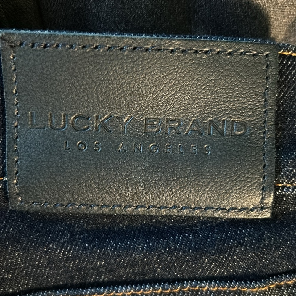 Lucky Brand 110 Slim Jeans 33x32 new no tags - Picture 5 of 6